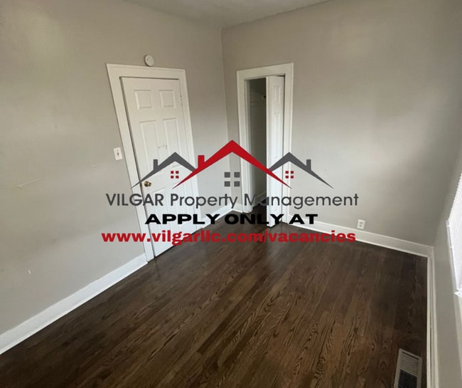 Building Photo - 858-858 Wilcox St