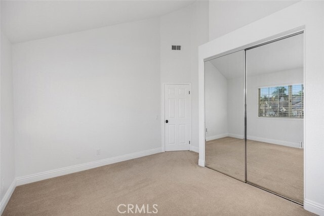 Building Photo - 2 Crystalglen