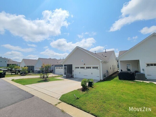 Building Photo - 553 Haywood Glen Dr