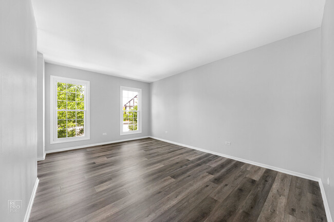 Building Photo - 855 Garfield Ave
