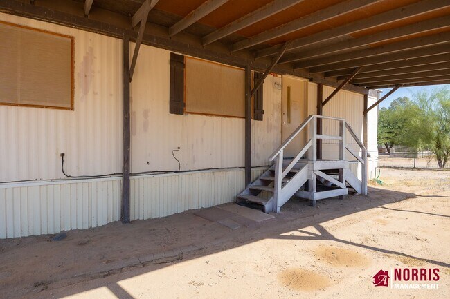 Building Photo - Manufactured home with NO HOA and Plenty of Space