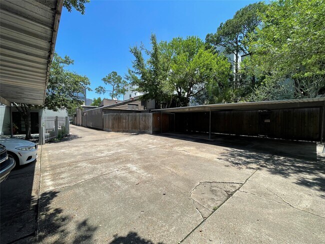Building Photo - 5911 Winsome Ln