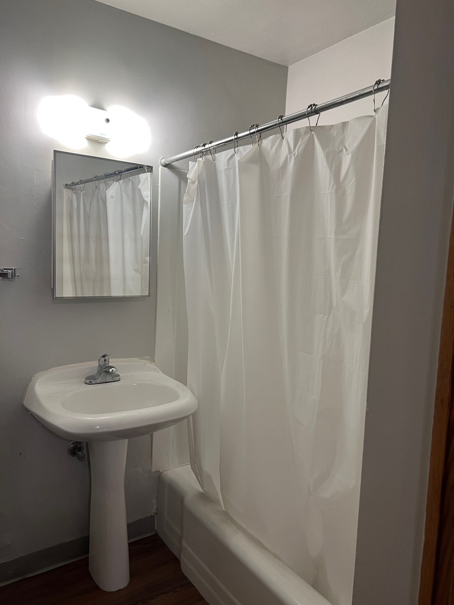 Building Photo - 120 Locust St