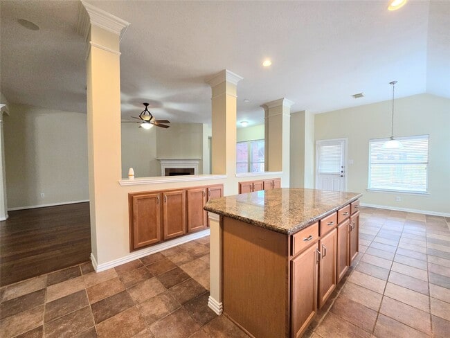 Building Photo - 31323 Trinity Park Ln