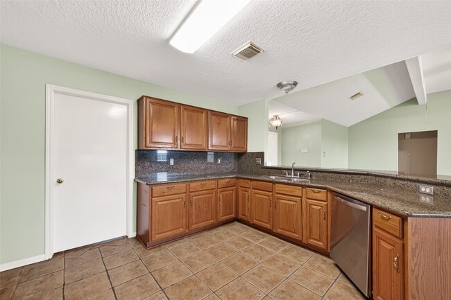 Building Photo - 5120 Williams School Rd