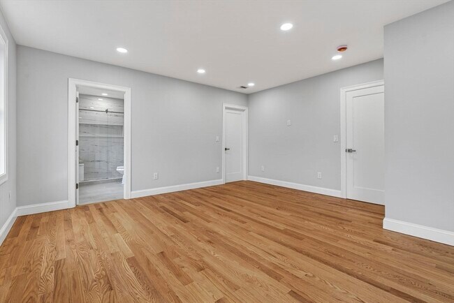 Building Photo - 72 Westboro Rd