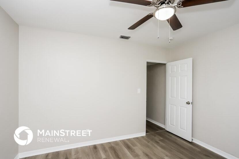 Building Photo - 11373 116th Ave N