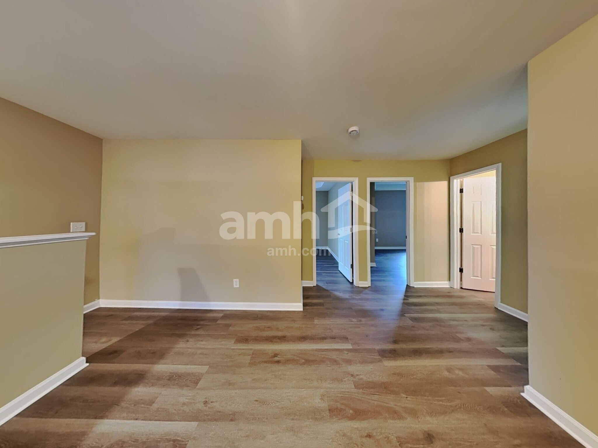 Building Photo - 501 Timber Meadow Lake Dr