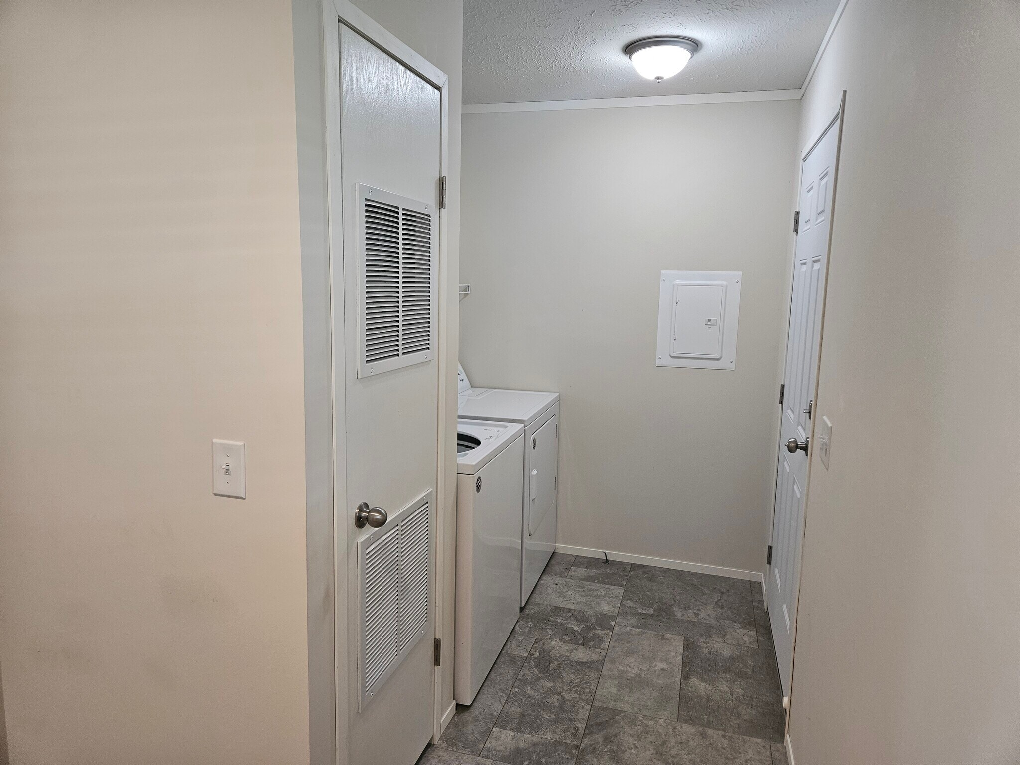Building Photo - 11789 Cascade Cir