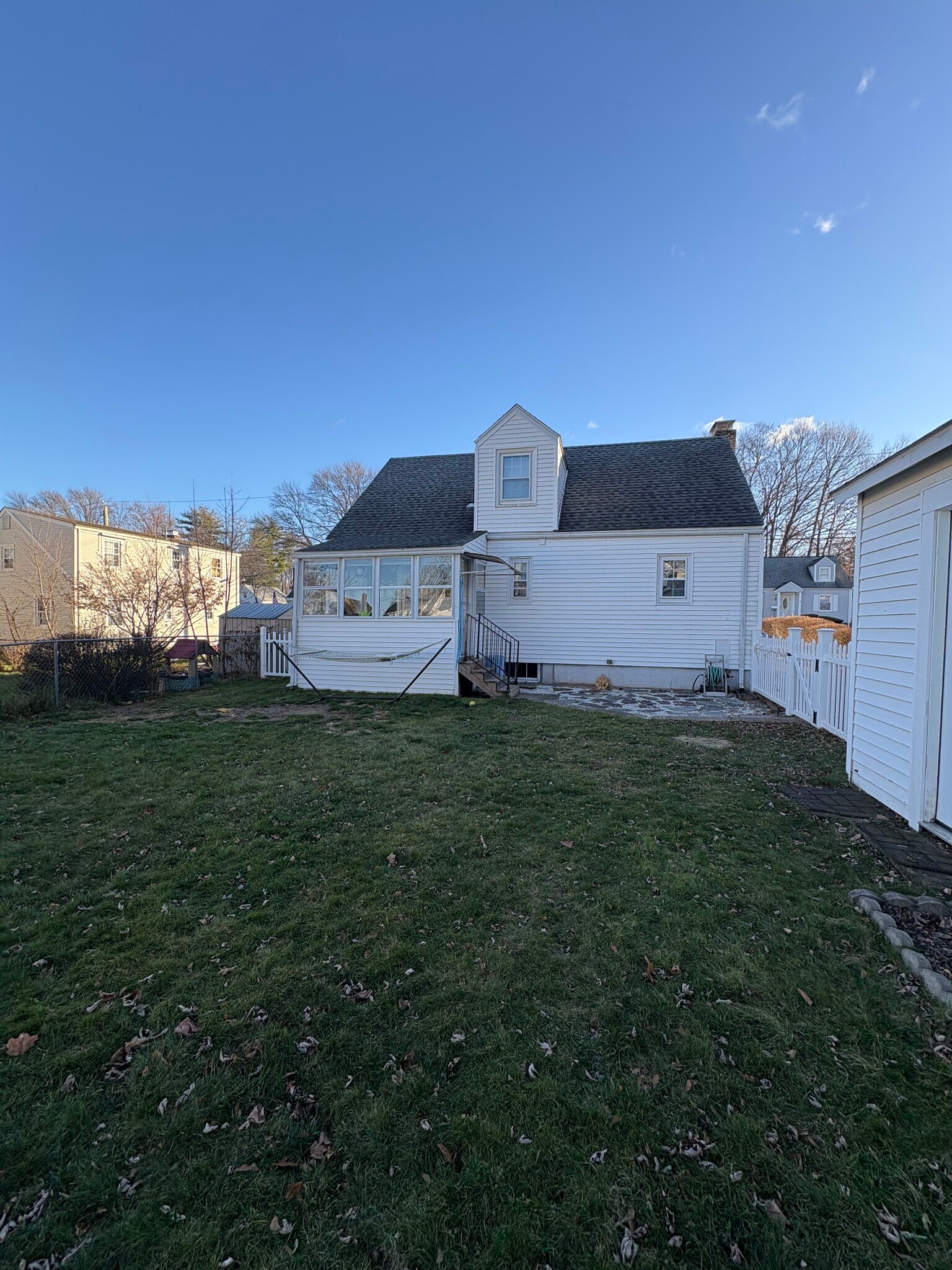 Building Photo - 94 Branford St