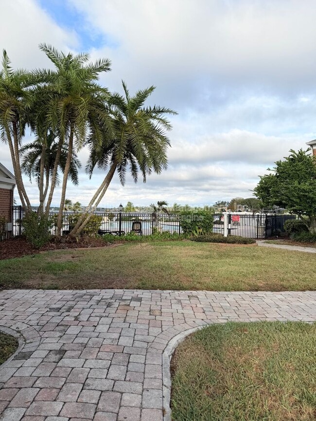 Building Photo - 13759 Orange Sunset Dr