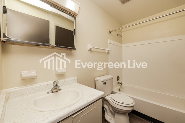 Building Photo - 8113 Mt Aetna St
