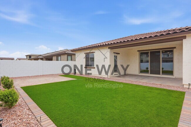 Building Photo - 18180 W Larkspur Dr