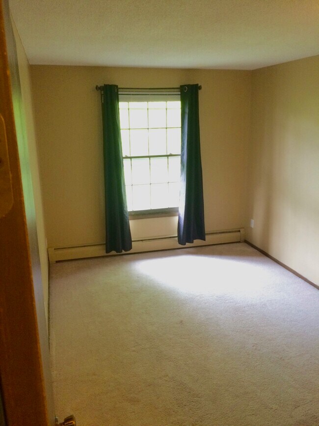guest bedroom - 938 Westbrooke Way