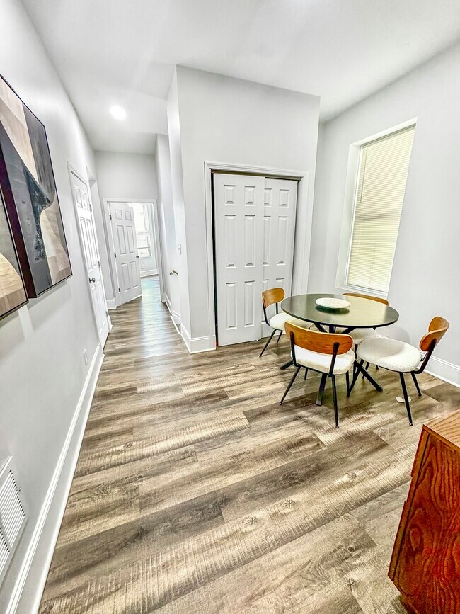 Building Photo - 4581 Gibson Ave
