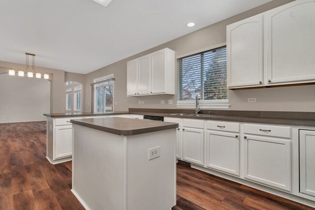 Building Photo - 1725 Wick Way