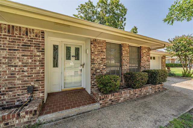 Building Photo - 2890 Elsinor Dr