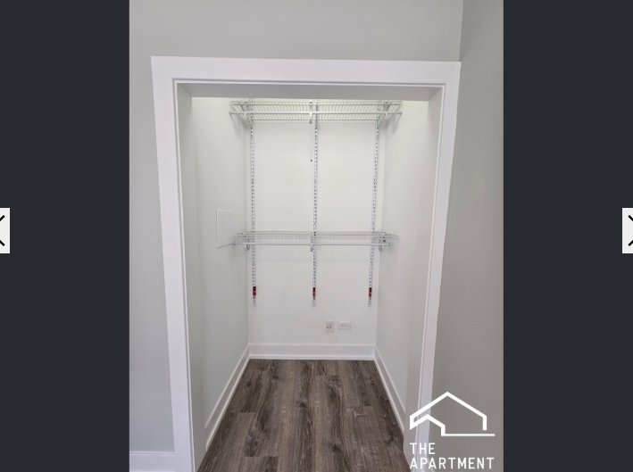 Building Photo - 711 W Brompton Ave