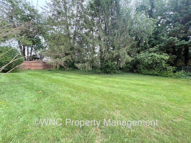 Building Photo - 53 Tipperary Dr