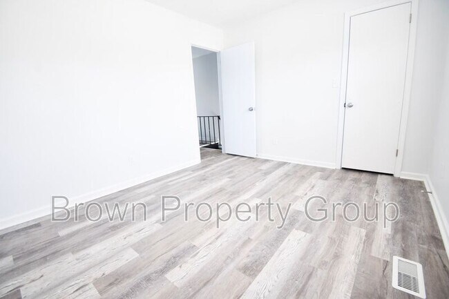 Building Photo - 2113 Grand Prix Dr