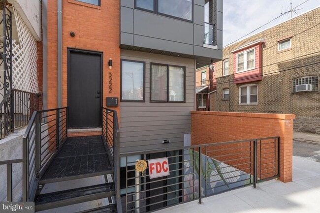 Building Photo - 3222 Turner St