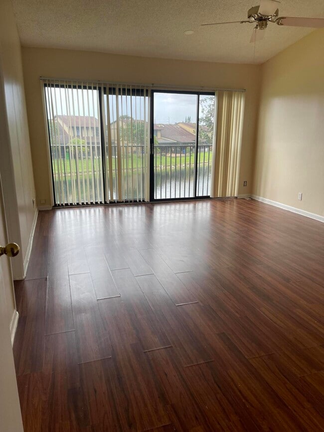 Building Photo - 9060 NW 45th Ct