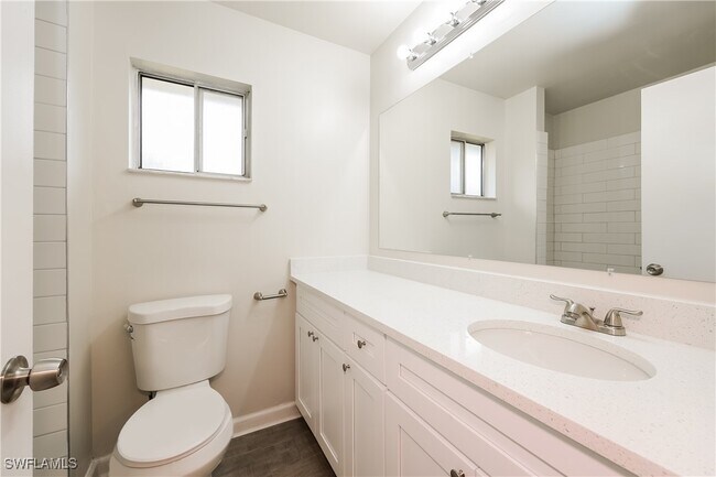 Building Photo - 4740 Escalante Dr