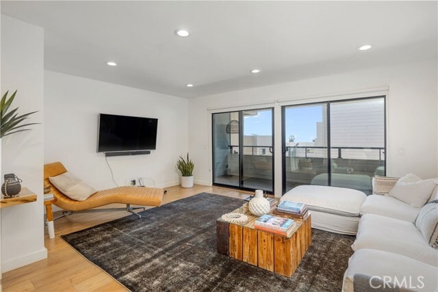 Building Photo - 439 Camino de las Colinas