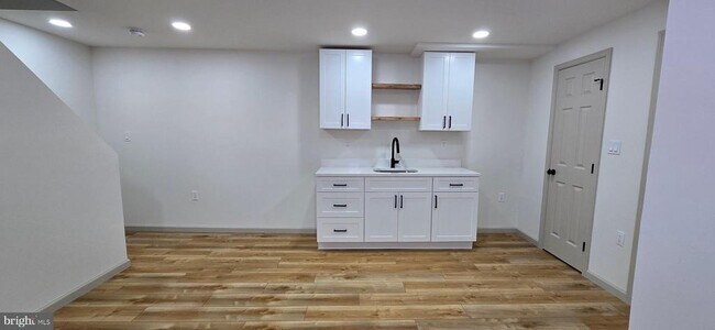 Building Photo - 1 Brattle Ct