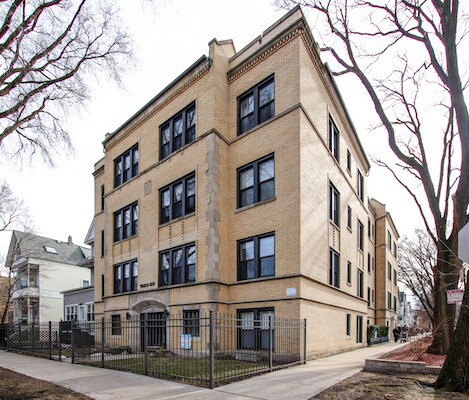Primary Photo - 1623 W Grace St