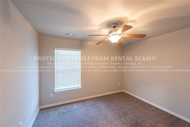 Building Photo - 4407 W Wales Dr
