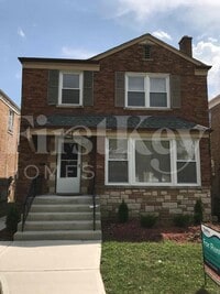 Building Photo - 2607 W 81st St