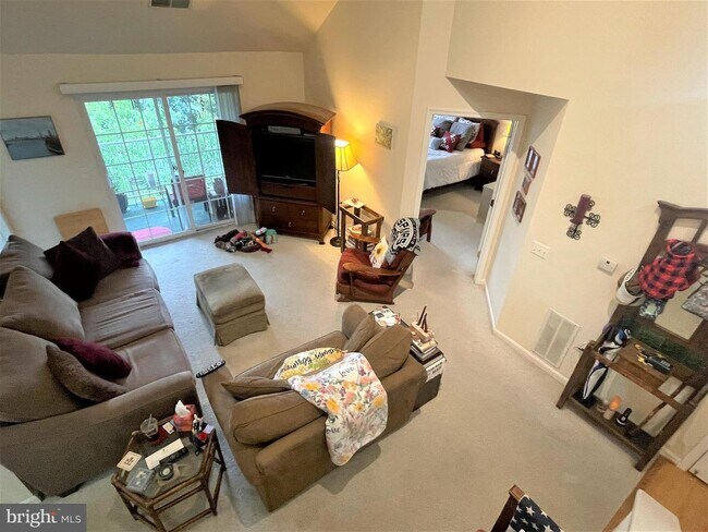 Building Photo - 100 Watkins Pond Blvd