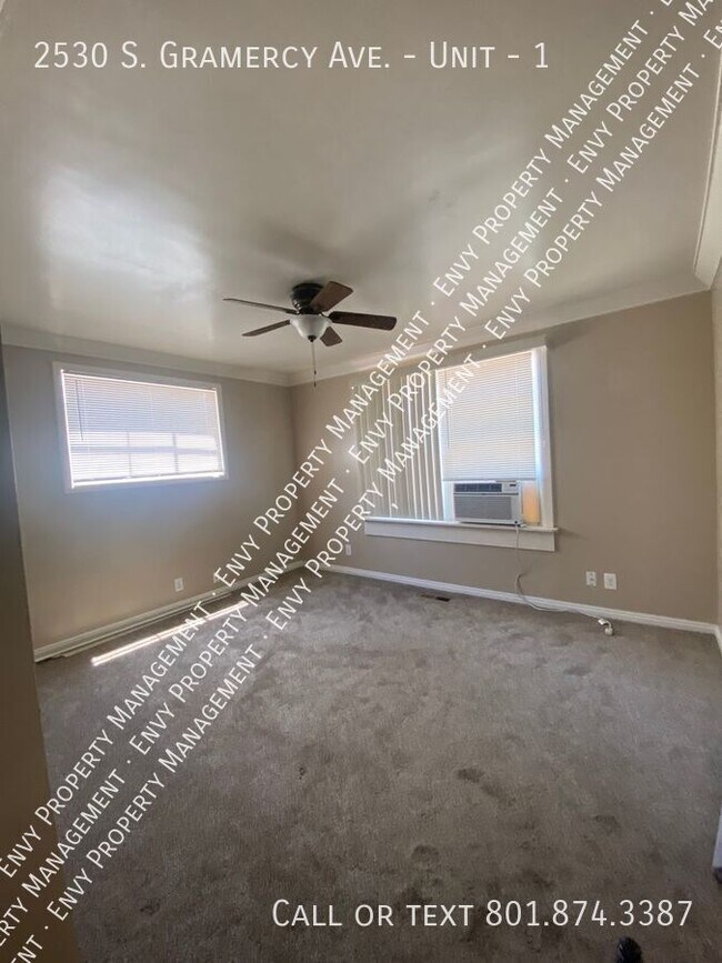 Building Photo - 2530 S Gramercy Ave