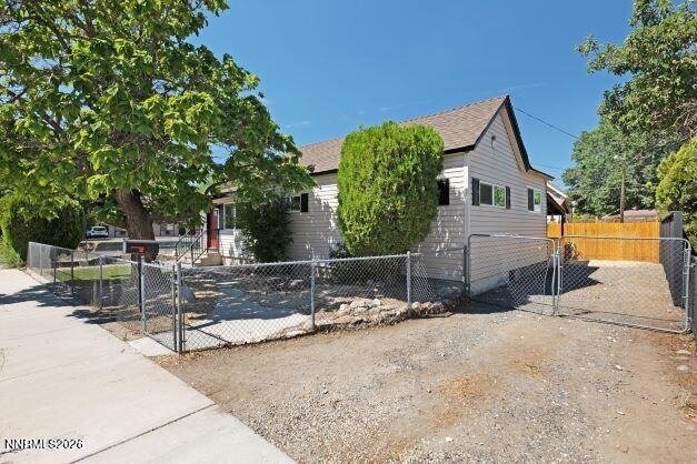 Building Photo - 309 4th St