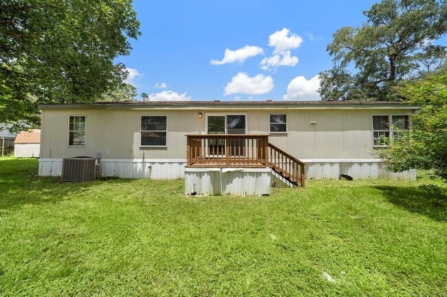Building Photo - 16504 Brittany Way