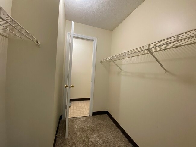 Building Photo - 119 Eastern Ave