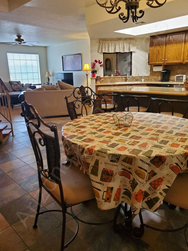 Building Photo - FURNISHED WITH POOL JANUARY - MARCH 2026