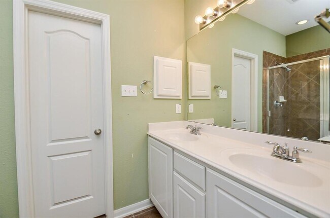Building Photo - 4519 Wellington Grove Ln