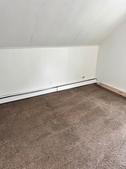 Building Photo - 211 Oxford St