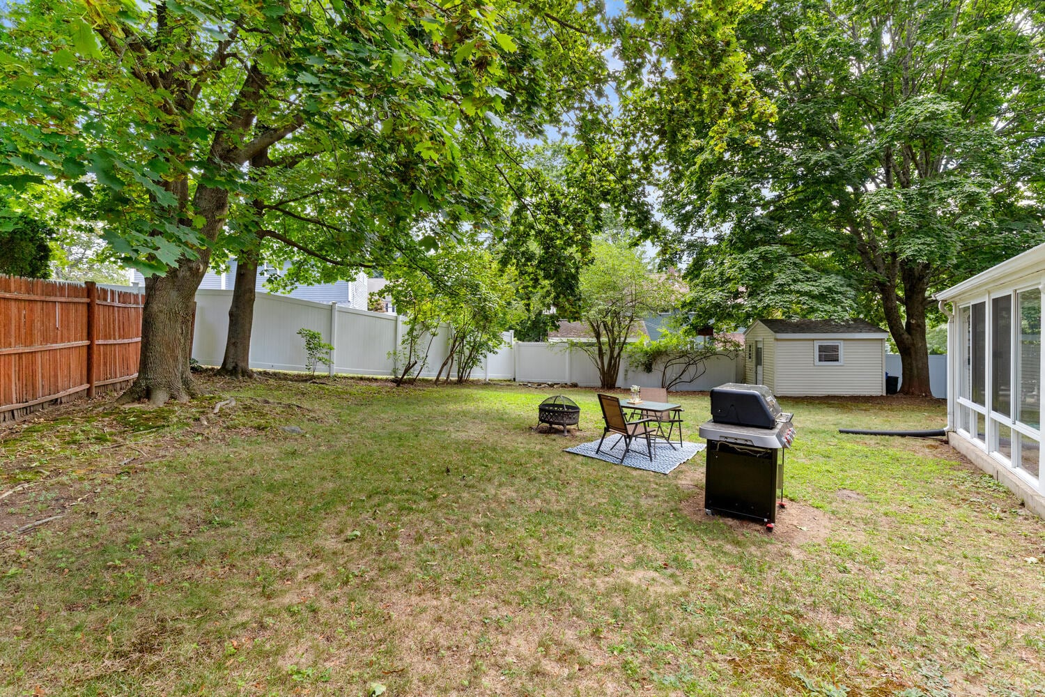 Building Photo - 25 Mountain Rd