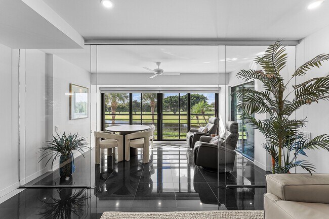 Building Photo - 3804 N Quail Ridge Dr
