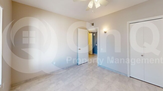 Building Photo - 1419 Placita Apache