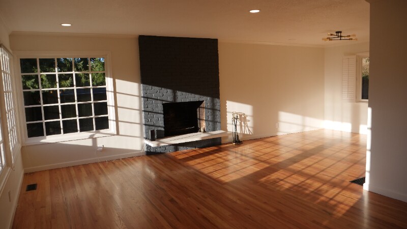 Building Photo - 1525 Ivy Ct