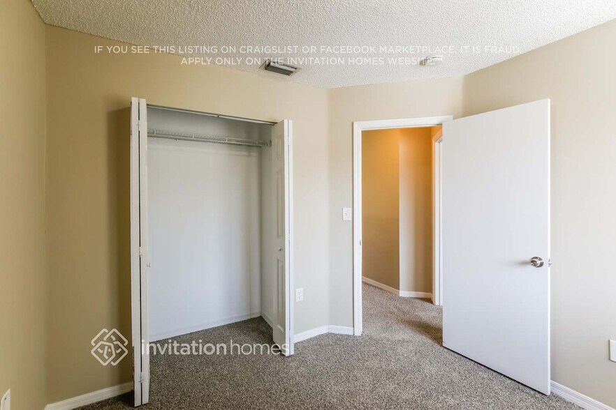 Building Photo - 17768 SW 139th Ct