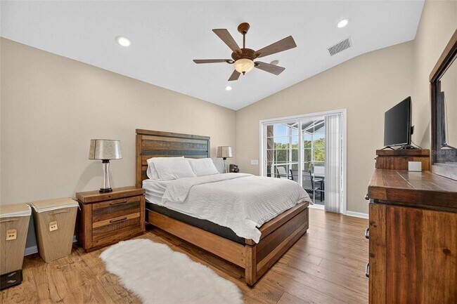 Building Photo - 12414 Cedarfield Dr