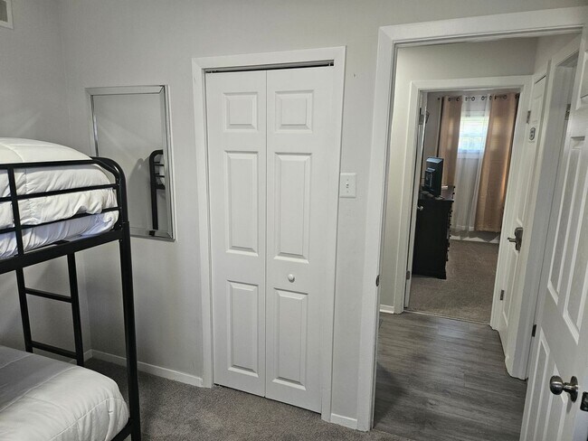 Building Photo - 2213 Wharton Ave