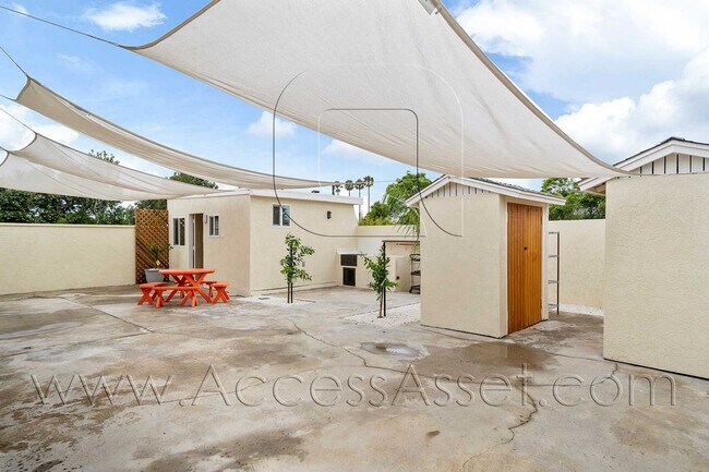 Building Photo - 1636 Zoro Way