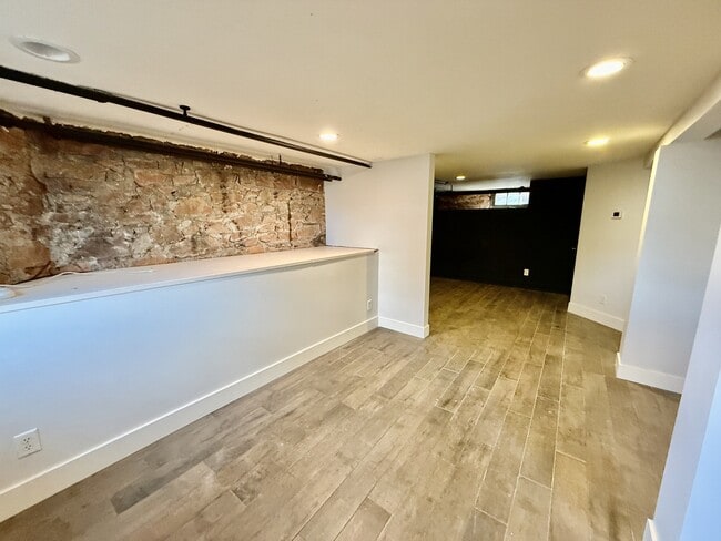 Building Photo - 1228 Bryan Ave