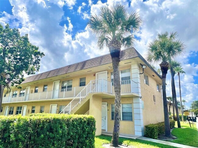 Building Photo - 5186 NE 6th Ave